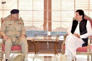 Army Chief General Bajwa holds important meeting with PM Imran Khan