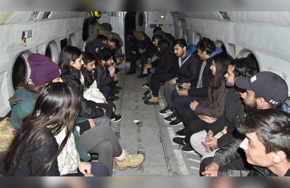 Pakistan Army rescues 22 students