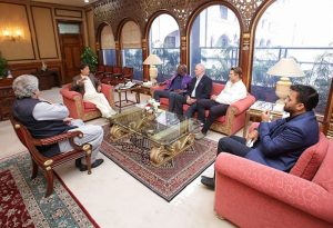 PM Imran Khan meets Richards, Watson, Chappell