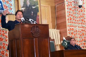 PM vows to further accelerate efforts to highlight plight of Kashmiris at int’l level