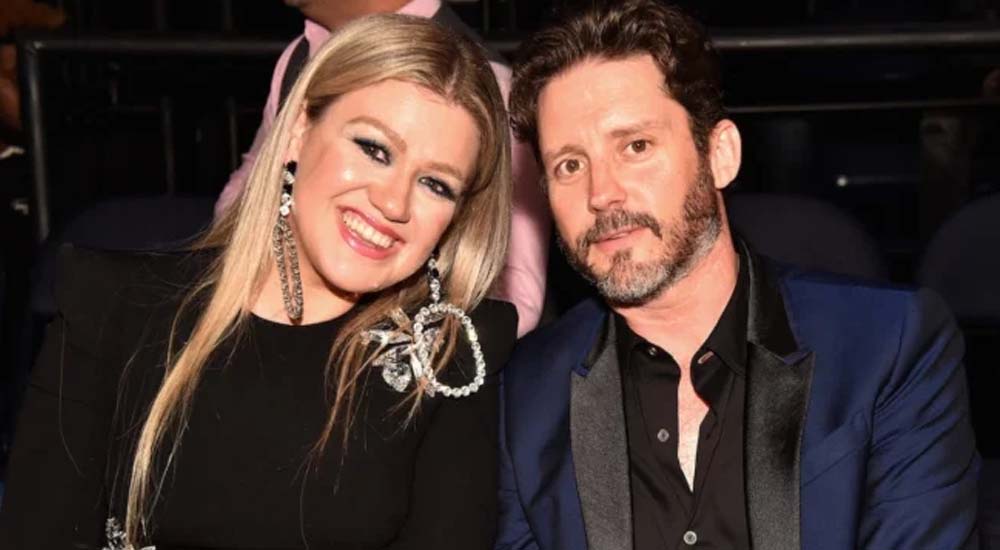 Kelly Clarkson opens up about motherhood.