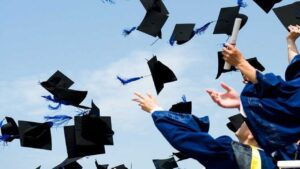 Research in Higher Education2