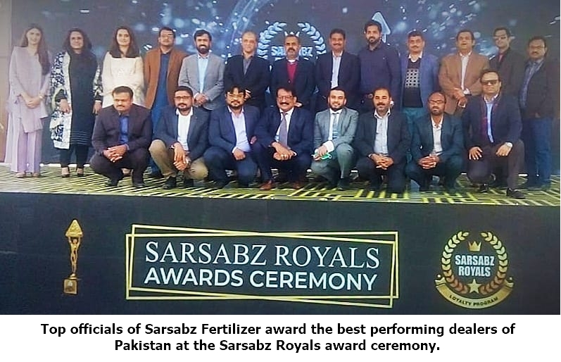 Top performing dealers recognized by Sarsabz Fertilizer at the Sarsabz Royals award ceremony
