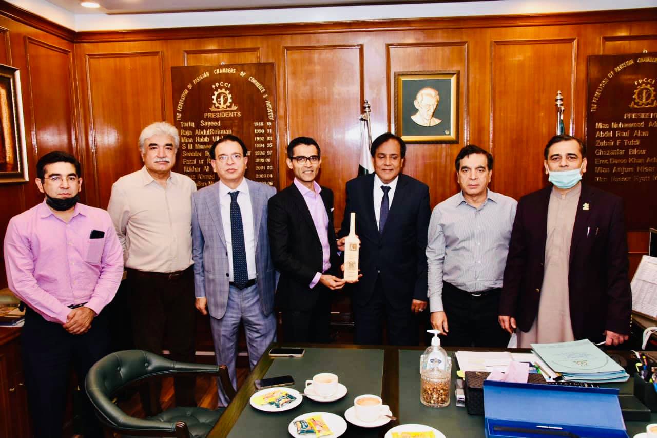 Shahzad Sabir called upon President FPCCI Mian Nasir Hayat