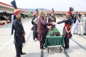 Interior Minister Sheikh Rashid pays homage to martyrs of FC North