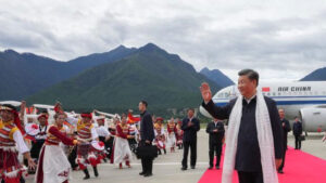 Xi inspects Tibet