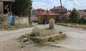 mysterious grave