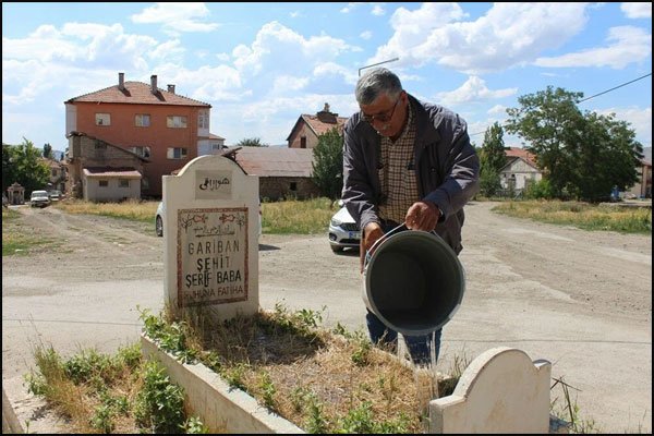 mysterious grave