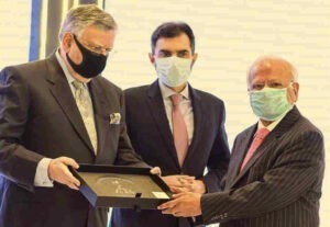 Dr. Ishrat Hussain