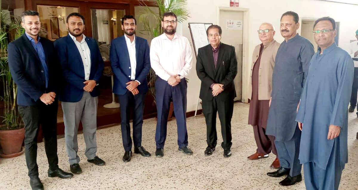 Dr. Zahid Hasan Ansari Host Lunch at Karachi Gymkhana