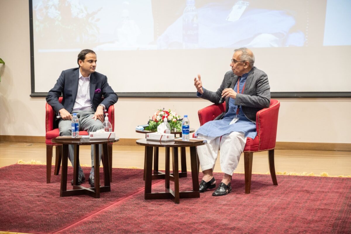 The Administrator Karachi in conversation with Executive Director IBA