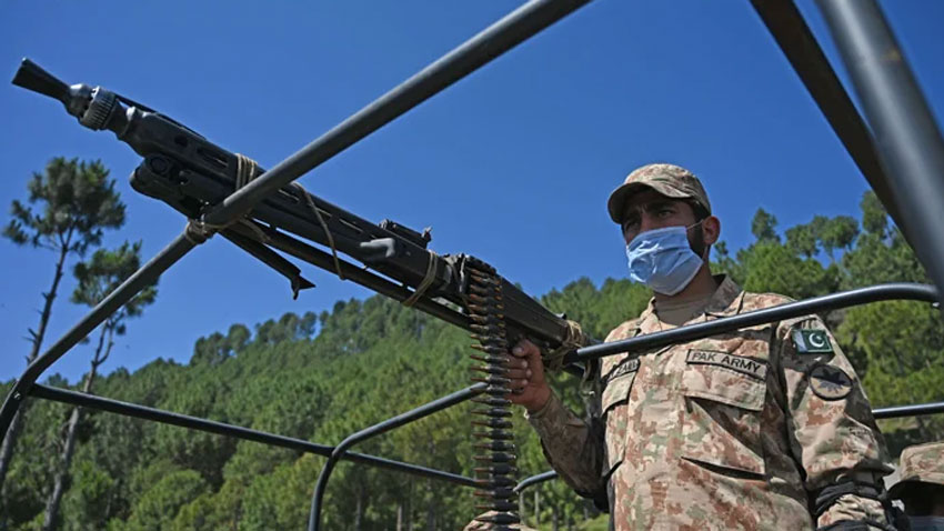 Soldier martyred in North Waziristan after terrorists fire at military post