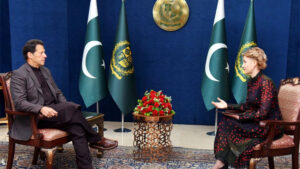 Pakistan doesnt want to become part of any bloc