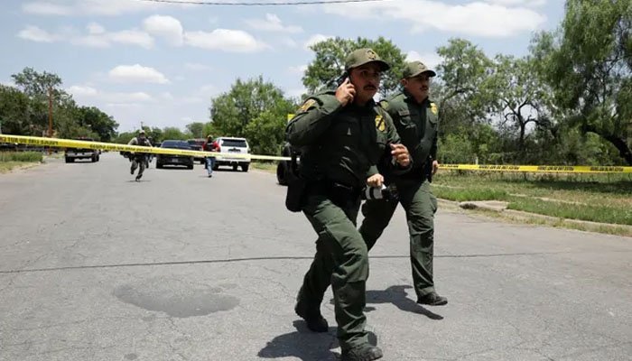 21 people including 18 children killed in a school shooting in the US