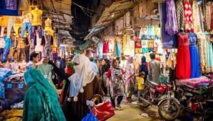 Business-centers-in-Punjab-also-decided-to-close-at-9-pm