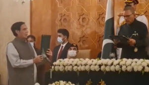 Chaudhry-Parvez-Elahi-took-oath-as-Chief-Minister-of-Punjab