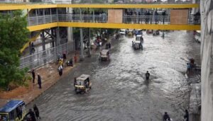 Karachi-6-killed-in-accidents-due-to-rain-in-24-hours