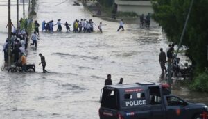Wind-and-heavy-rain-Chance-in-Karachi