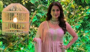 Juhi Chawla in Pakistan