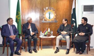 High-Commissioner-Mauritius-2
