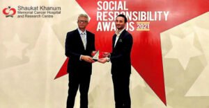 Picture English - Jazz received the annual Shaukat Khanum Social Responsibility Award (1)
