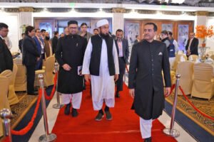 Al Baraka pic molana tariq jameel