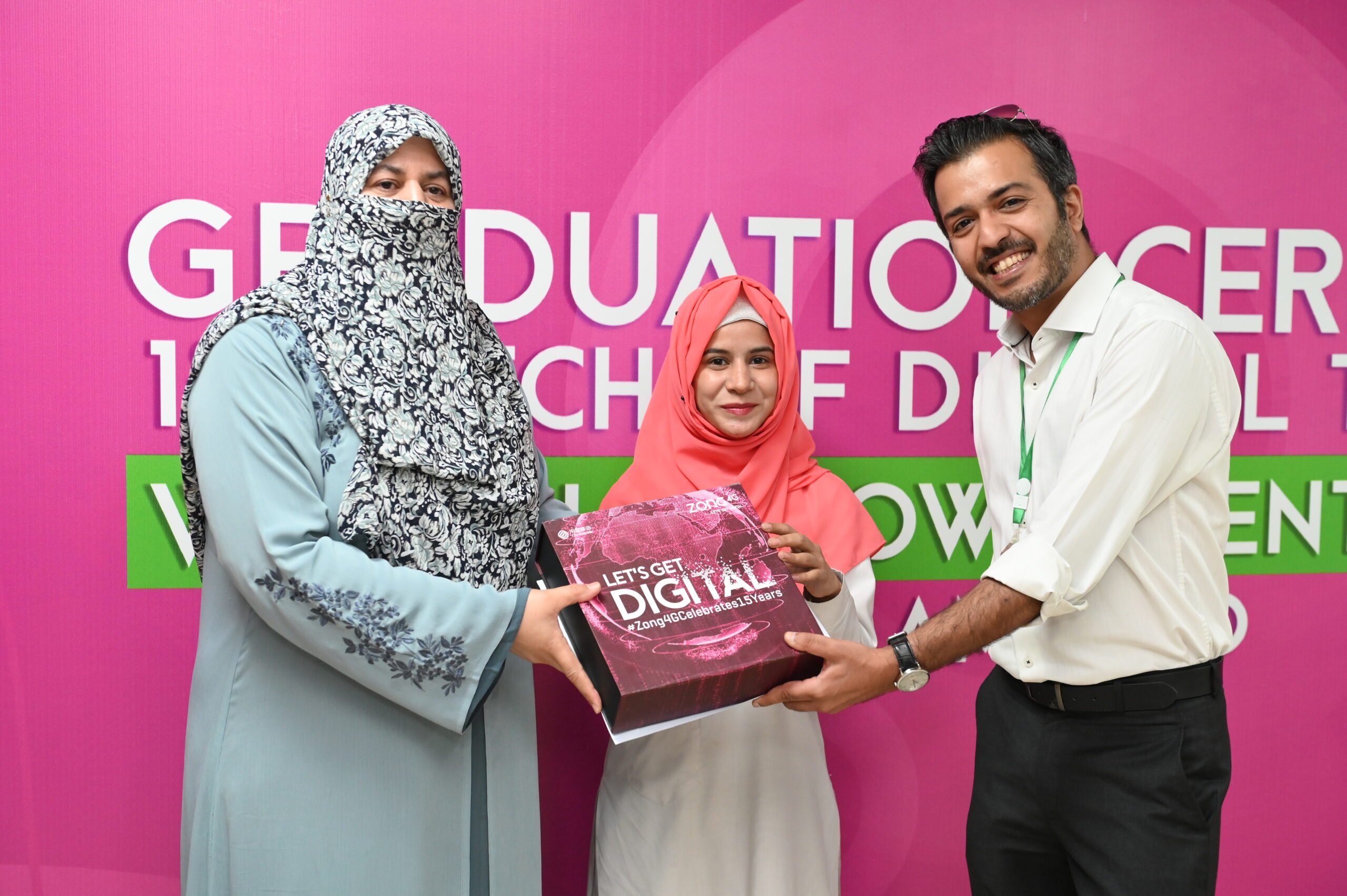 Zong 4G and Pakistan Bait ul Mal (PBM) Celebrate the first cohort of graduates of their Digital Lab and Women Empowerment Initiative.