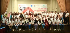 IBA Karachi join hands with donors to empower underserved students (1)