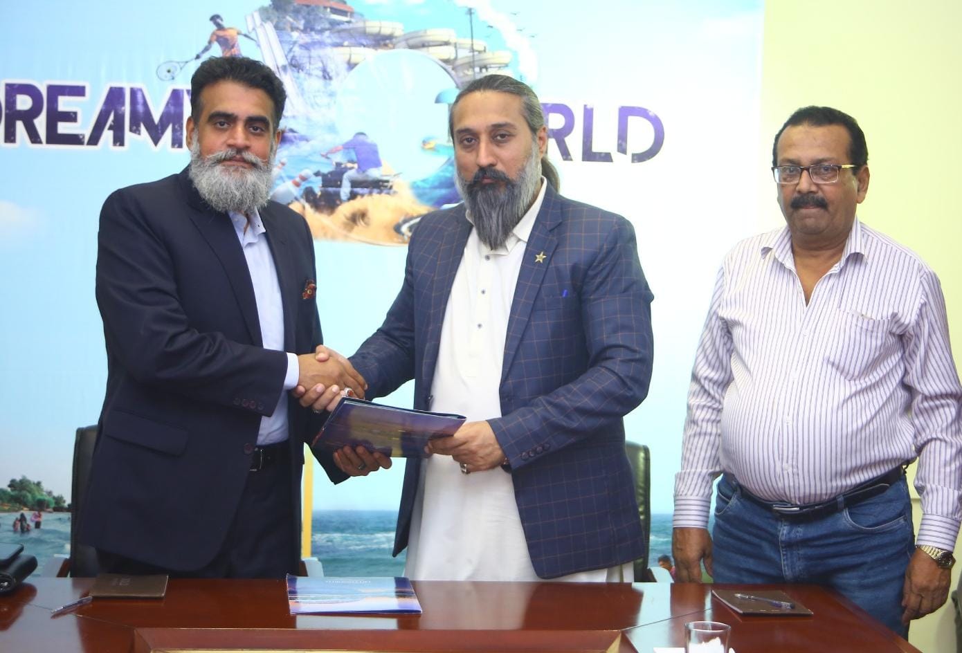 MoU signed for Pakistan’s 1st Upgraded Modern Bowling Alley in Karachi.