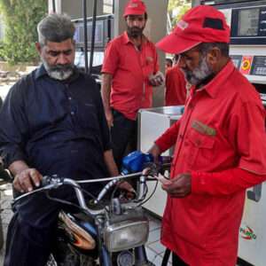Government-Maintains-Petrol-Price-Cuts-High-Speed-Diesel-Rate