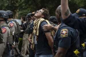 UT Austin Protests Police Response Updates featured
