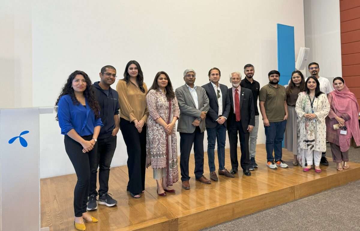 Telenor Velocity & Google Cloud Partner for Startup Competition Pakistan 2024: Master Your Pitch.
