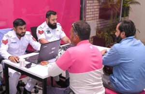 foodpanda Empowers Over 300 Delivery Riders with Issuance of Learners License - 1