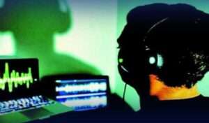 Pakistan Grants ISI Authority to Tap Phones for National Security
