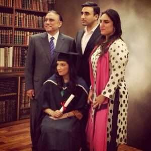 President Zardari with Aseefa, Bilawal, and Bakhtawar Bhutto