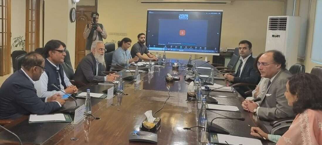 Meeting of Rice Exporters’ Acting Chairman Haseeb Ali Khan with Federal Finance Minister Senator Muhammad Aurangzeb.