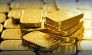 Gold Prices Fall by Rs2,000 Per Tola in Pakistan