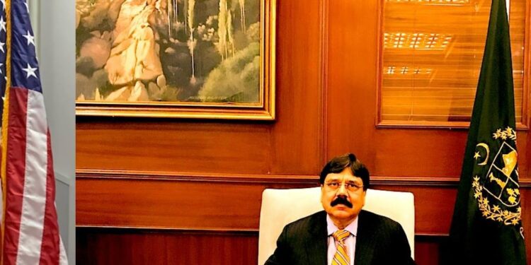 Dr. Gholam Mujtaba, a prominent leader and political analyst, has released a scathing critique of the two-family dynasty currently governing Pakistan.