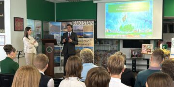 Embassy of Pakistan in Minsk Hosts Interactive Event with Belarusian Students.