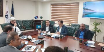 FPCCI & FBR Exclusive Meeting Genuine Taxpayers Should Be Protected at All Costs Atif Ikram Sheikh, President FPCCI.