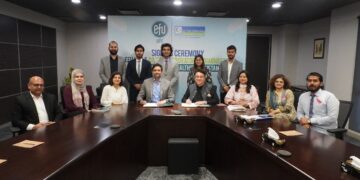 Unlocking the Potential of Collaboration: EFU Life and Dr. Essa's Lab Partner for Comprehensive Healthcare and Wellbeing Solutions.