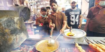 Restaurants In Karachi Selling Unhygienic Food.