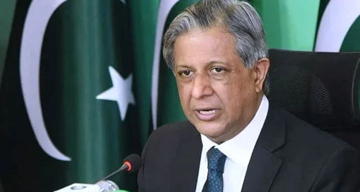 Law minister says October 24 is cut-off date for new CJP’s notification.