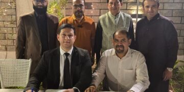 MOU Signing Ceremony between Pakistan Business Group and Advocate Abdul Ghaffar.