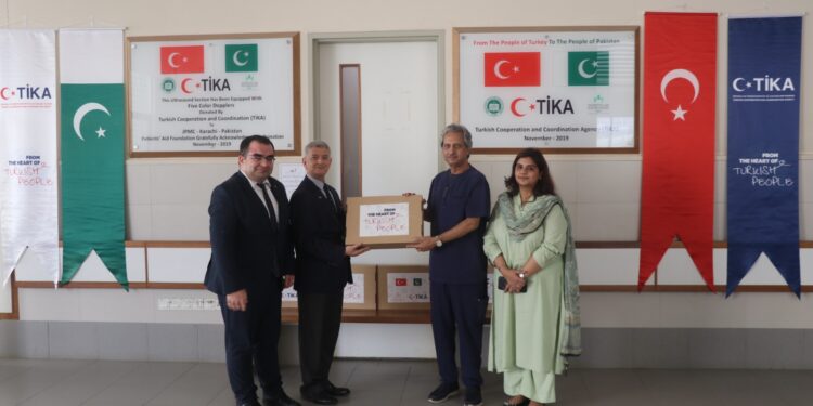 Health Support from T?KA in Pakistan.