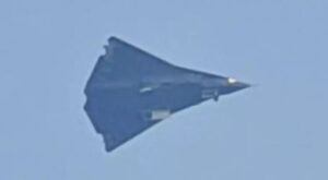 Chinas-6-gen-fighter-750x412