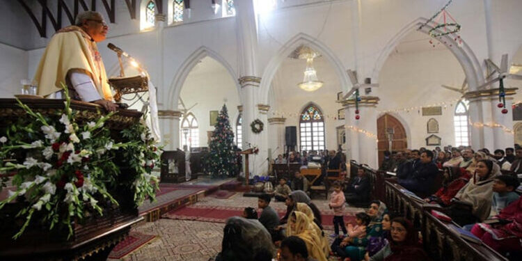 KP govt announces Rs40 million grant for 80 churches across province