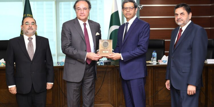 Finance Minister directed swift action on cartels, offers full support to CCP