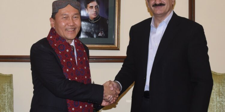 Newly arrived Consul General of Thailand Mr. Surashete Boontinand paid a courtesy call To CM