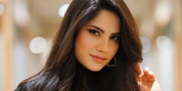 Aging brings beauty and dignity: Neelam Muneer